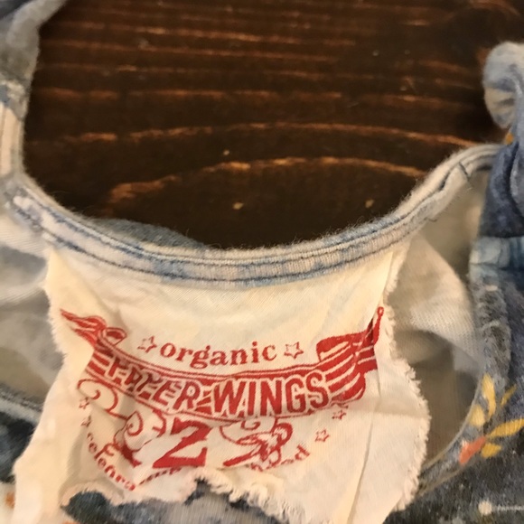 Paper Wings - Picture 3 of 3